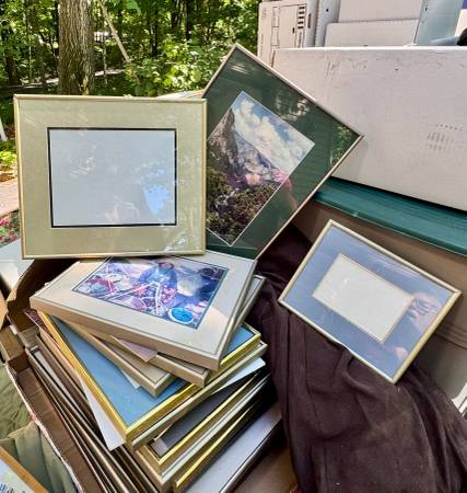Deck the Walls frames - 1