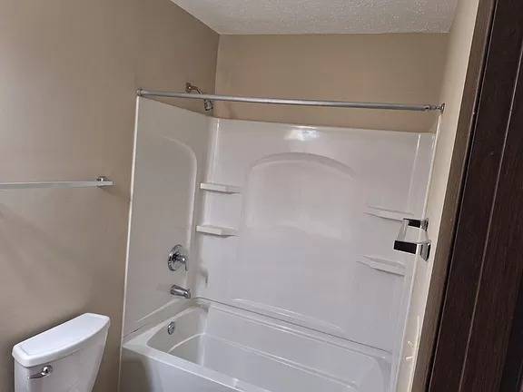 $950 / 1br - Apartment for Rent (Brunswick Hills)63907609870467123