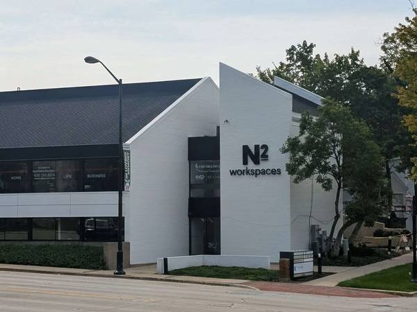Private office downtown St. Charles — Main St — month to month $900 1