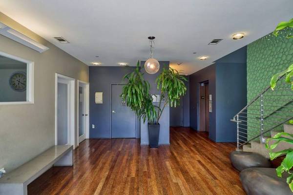 EV Charging Stations, Fitness Center, Elevator 1