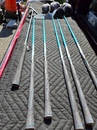 Girls maxfli golf set with matching bag 1