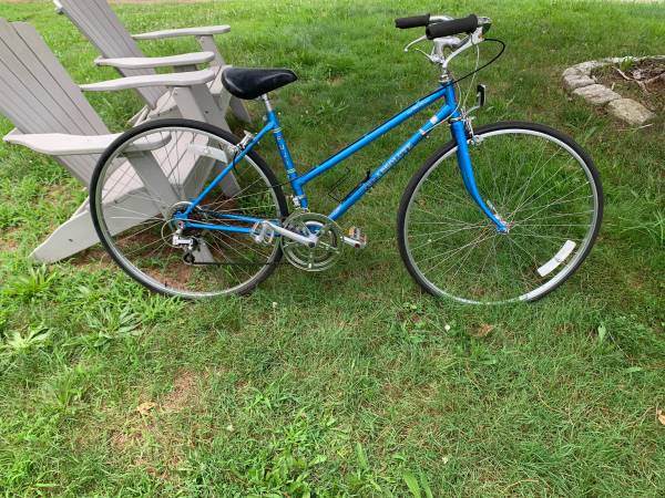Vintage Fuji Road Bike 48cm 1