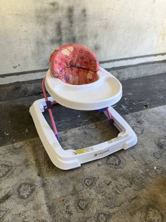 Baby Walker (1-11) 1