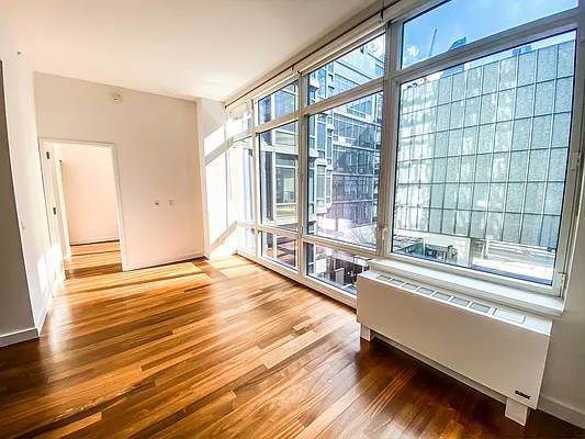 $4,250 / 1br - Floor to Ceiling 1 bedroom with Sauna + Steam Room ON SITE!! (Midtown West)63809093517059120