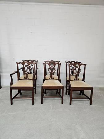 CRAFTIQUE SET OF 6 CHIPPENDALE CHAIRS and other MAHOGANY 1