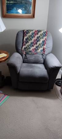 Free recliner 1