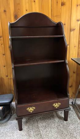 Shelf Cabinet with Drawer 1