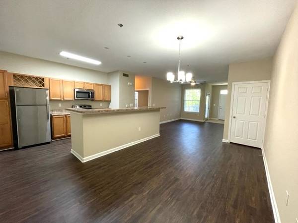 $1,749 / 2br - 1173ft2 - 2 Bedroom #213 1 Month Base Rent Free/Credited App and Admin fees (Asheville)64029205115651122