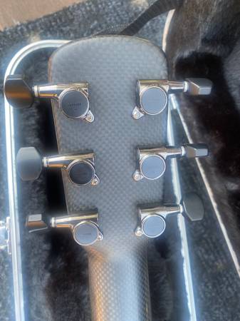 BLACKBIRD SUPER OM GUITARRA DE FIBRA DE CARBONO hecha en San Francisco 🇺🇸 - $2.200 (hayward / castro valley)63439956824833123
