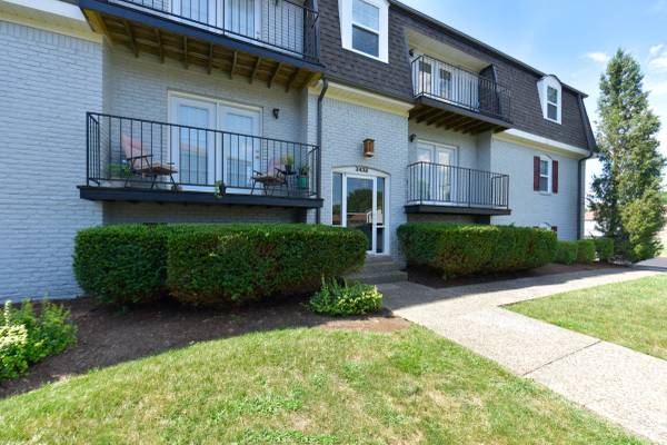 $1,109 / 2br - 900ft2 - MAKE THE MONARCH YOUR NEW HOME! (Louisville, KY)64008826004226123