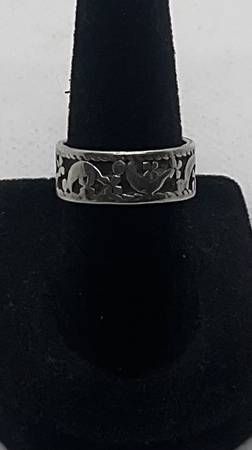 Sterling Silver Size 5 Ring w/Floral Design 1