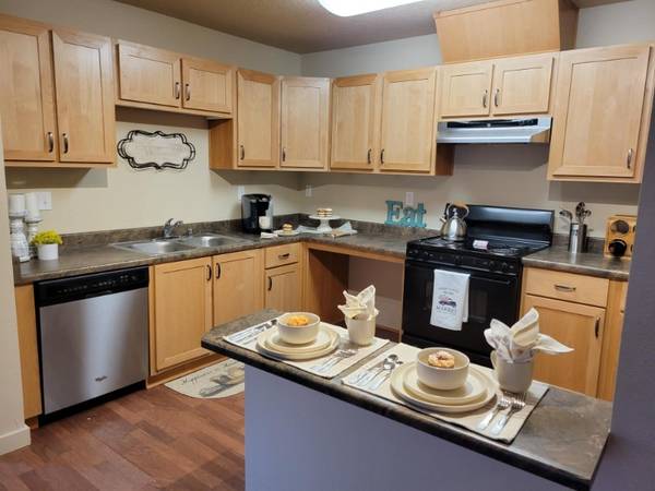 $1,813 / 2br - 1107ft2 - Fogata al aire libre, centro de fitness, casa club (7915 NE Burton Rd, Vancouver, WA)63672547551233122