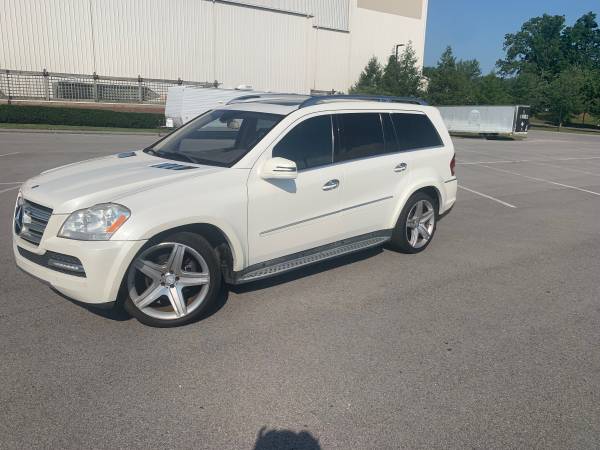 2012 Mercedes Benz GL550 - $7,000 (Kodak)63625169095555122