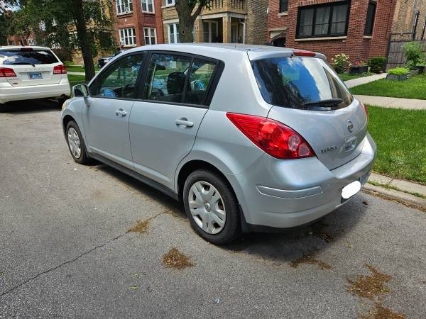 2010 Nissan Versa - $1,600 (Belmont Gardens)63618699425155121