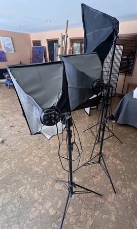 3 studio lights 1