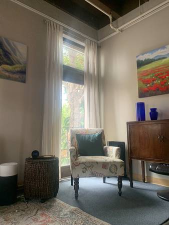 $245 Shared Therapy-style Corner Office for Rent (santa cruz)63834315440259120