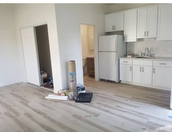 $1,850 / 400ft2 - Great ADU that is like a private house for rent Special move in (Arleta)63876484953089120