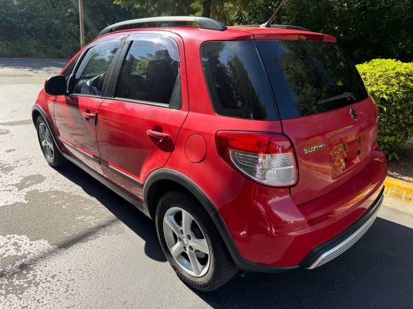 2008 Suzuki SX4 AWD solo 114 mil millas - $5,000 (Lynnwood)63654707227907122