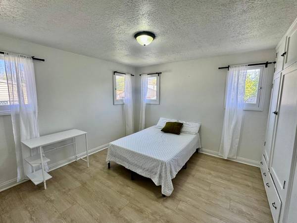$1100.00 / 1br - Habitación Privada de Estilo – $1,100/mes – Todos los Servicios Incluidos63670973394307120
