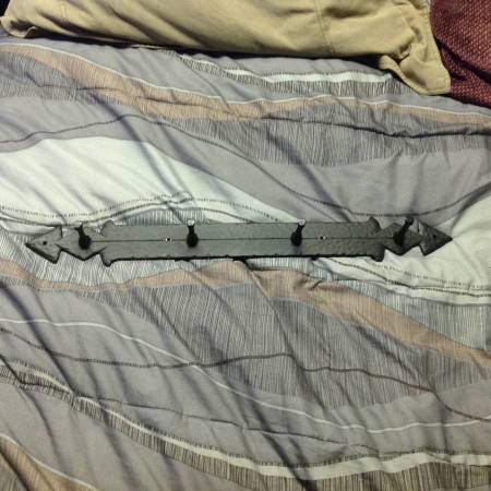 Vintage Black Solid Cast Iron Metal Coat Wall hanger 1