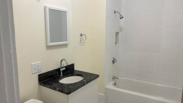 $4,885 / 5 habitaciones - 50 Wheatland Ave Apt. 3, Boston, MA 02124 (Centro de DORCHESTER)63620480076417123