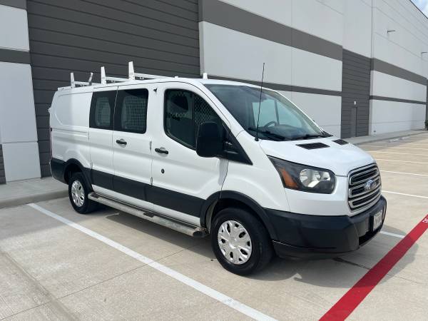 2017 Ford E250 transit - Photo 4