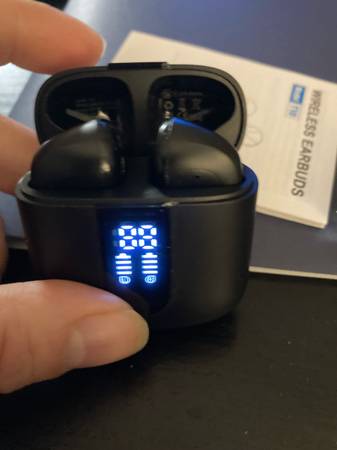 Wireless earbuds 1