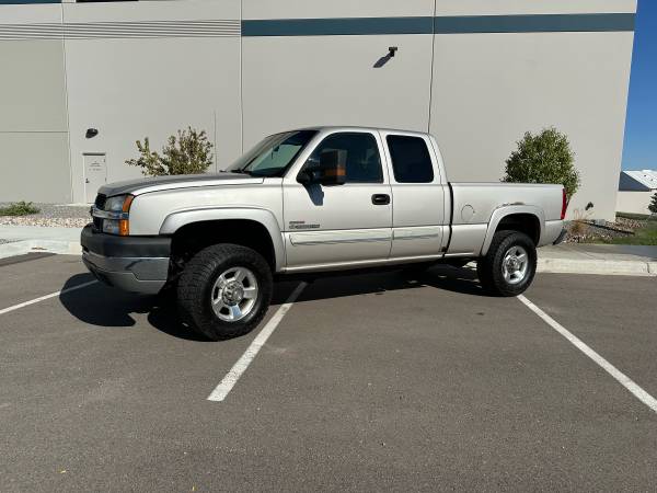 2004 Chevy Silverado 2500HD Duramax 1