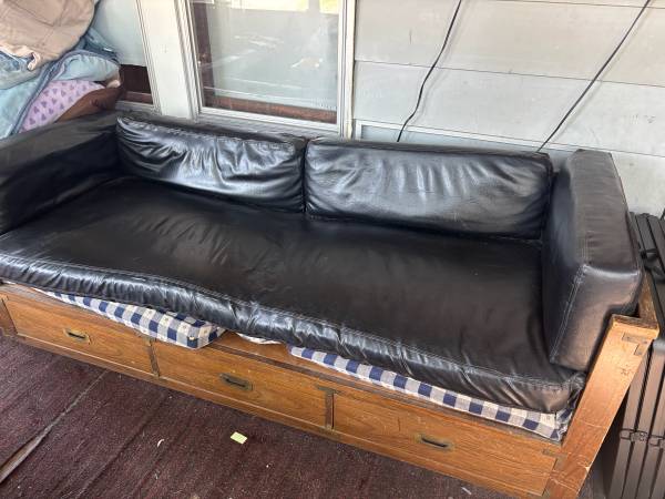 vintage couch 1