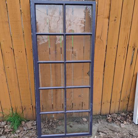 Victorian Window 27x64 1