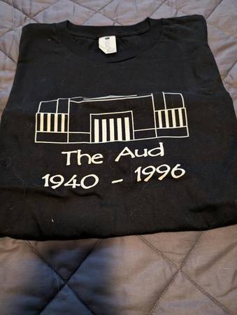 THE AUD T-shirt size XL, new. 1