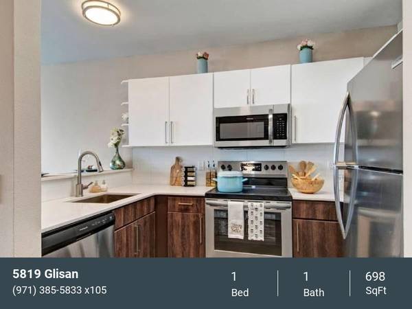 $1,745 / 1br - 698ft2 - Trash Chute, Dishwasher, Garage Parking Available (North Tabor)63999456222211120