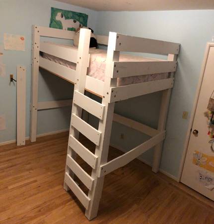 Loft bed (pickup and assembly required) 1