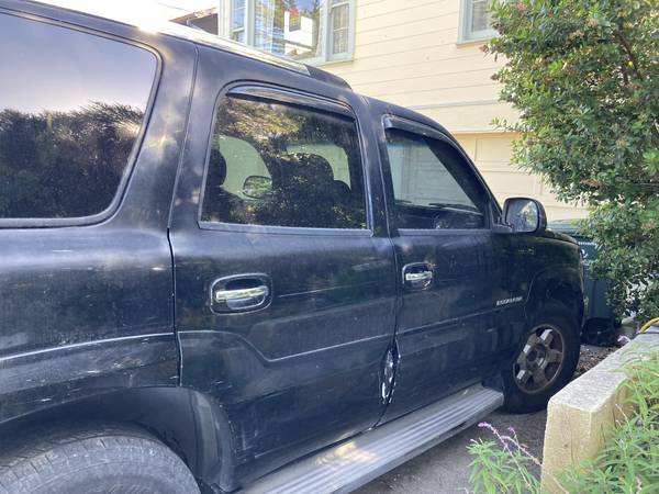 MECHANICS SPECIAL: 2006 CADILLAC ESCALADE - $2,500 (coastside/pescadero)63617811143939122