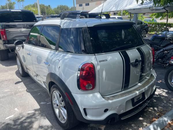 2012 Mini countryman - $2,000 (Miami)63479884840961122