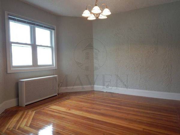 $900 Habitaciones disponibles en Medford cerca de Ball Square, Somerville, Magoun Square (Medford, Universidad de Tufts, Medford Square)63856338246401122