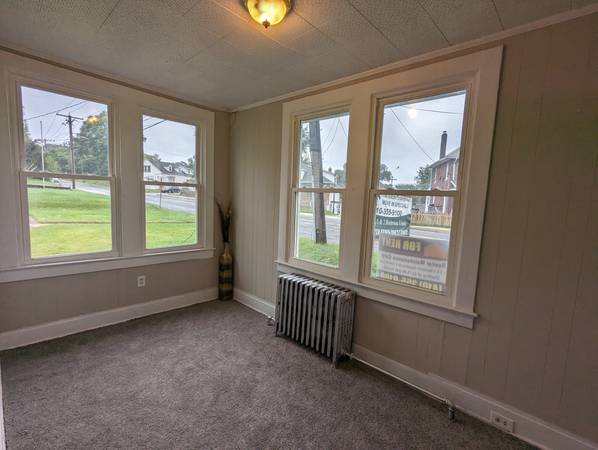 $999 / 1br - 4019 Belle Grove Apt #2 - $999 (Brooklyn)63974185554051123