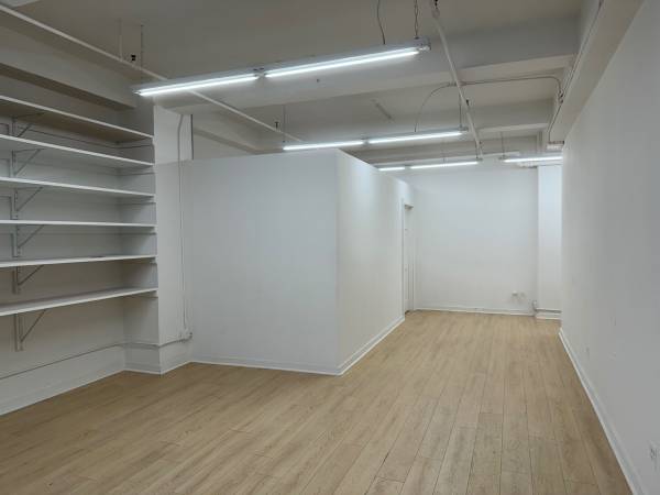 $2,900 / 863ft2 - Unidad Frente a la Calle, Mayoría de Usos Aceptados | SIN COMISIÓN (Midtown)63661271405313121