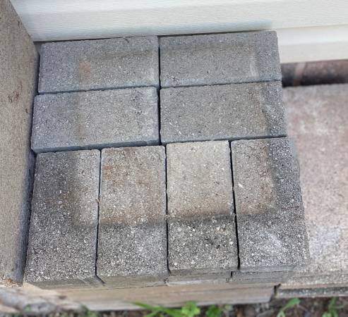 Paver Bricks Concrete 1