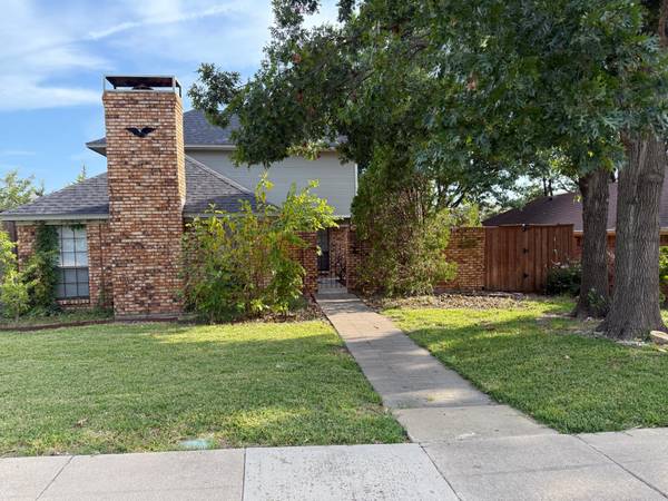 $950 / 2br - 250ft2 - 1-Bedroom; Shared bath in Frisco House (Frisco)63936352681602122