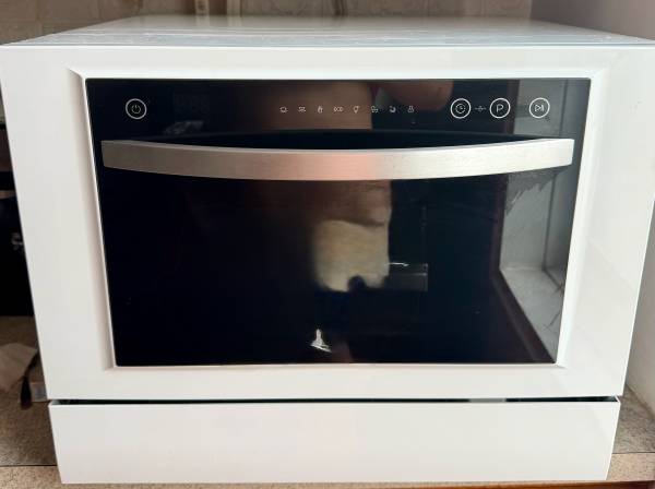 BLACK+DECKER Countertop Dishwasher, 1