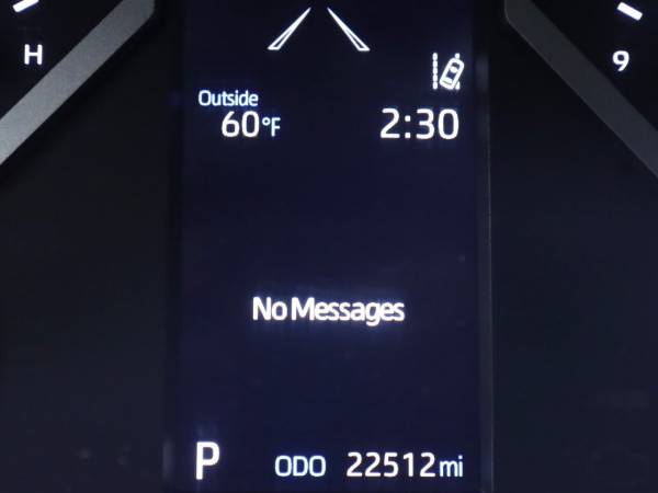 2022 Toyota TUNDRA 4WD SR5 - Photo 14