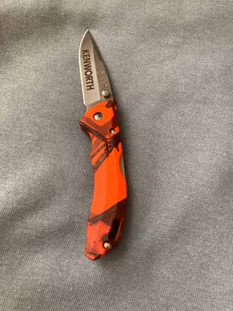 Buck knife new in box 1