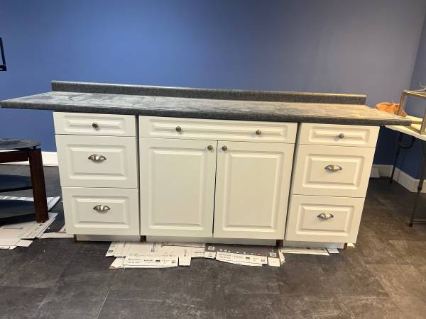 Kitchen cabinets 1
