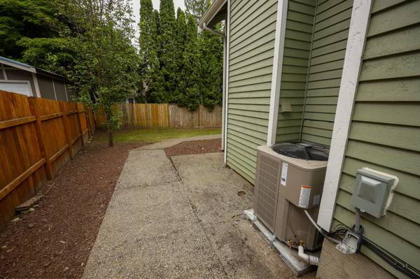 $3,300 / 4br - 1890ft2 - Charming Auburn Cul-De-Sac Home | 4BR, 2.5BA, A/C, Granite Kitchen (Auburn)63945099110275123