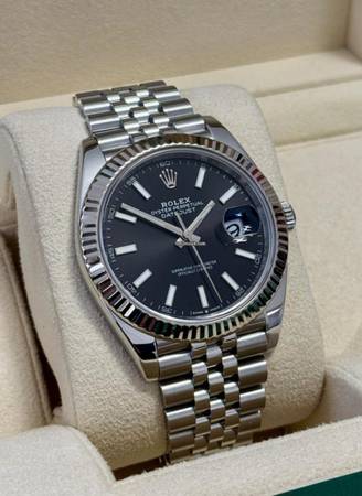 Men’s Swiss Watch 1
