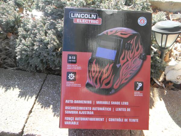 Lincoln welding helmet 1