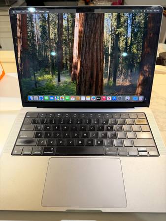 Apple MacBook Pro 14