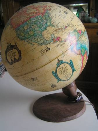 VINTAGE GLOBE * LIGHTED 12in * GREAT NIGHT LIGHT 1