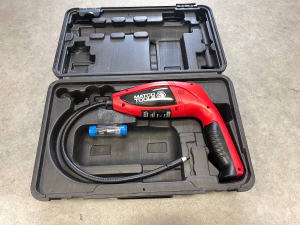 Matco Electronic Leak Detector AC55100 1